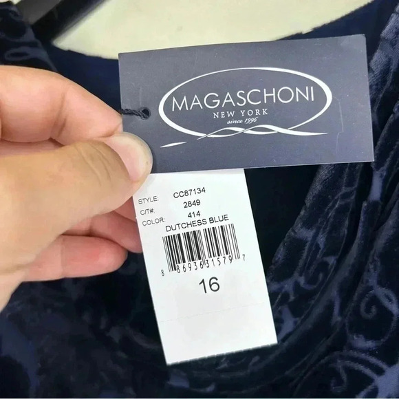 Magaschoni Drape Neck Velvet Dress - Picture 4 of 9